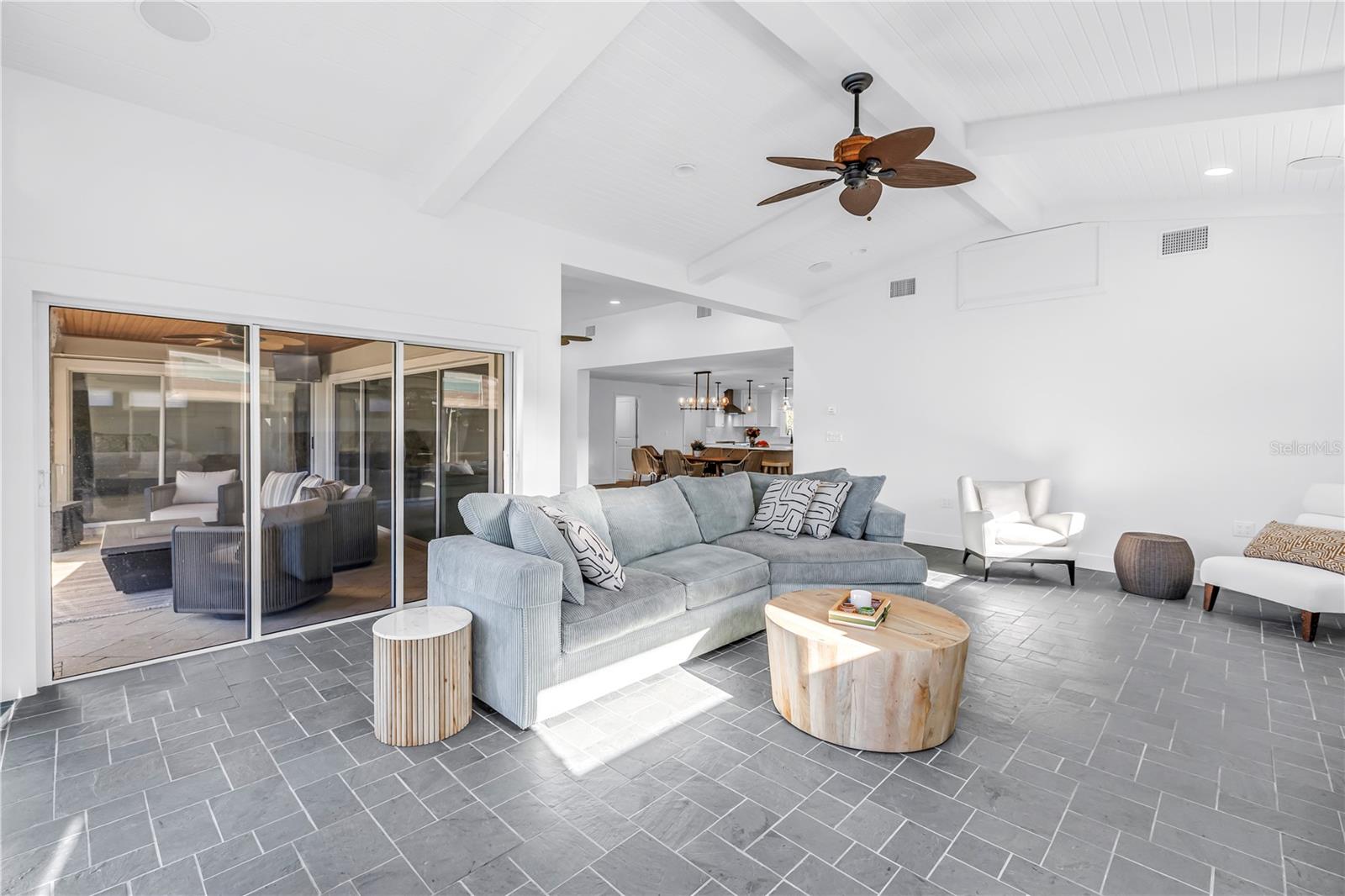 St Pete Beach, Florida, 33706, United States, 3 Bedrooms Bedrooms, ,3 BathroomsBathrooms,Residential,Active,2015468