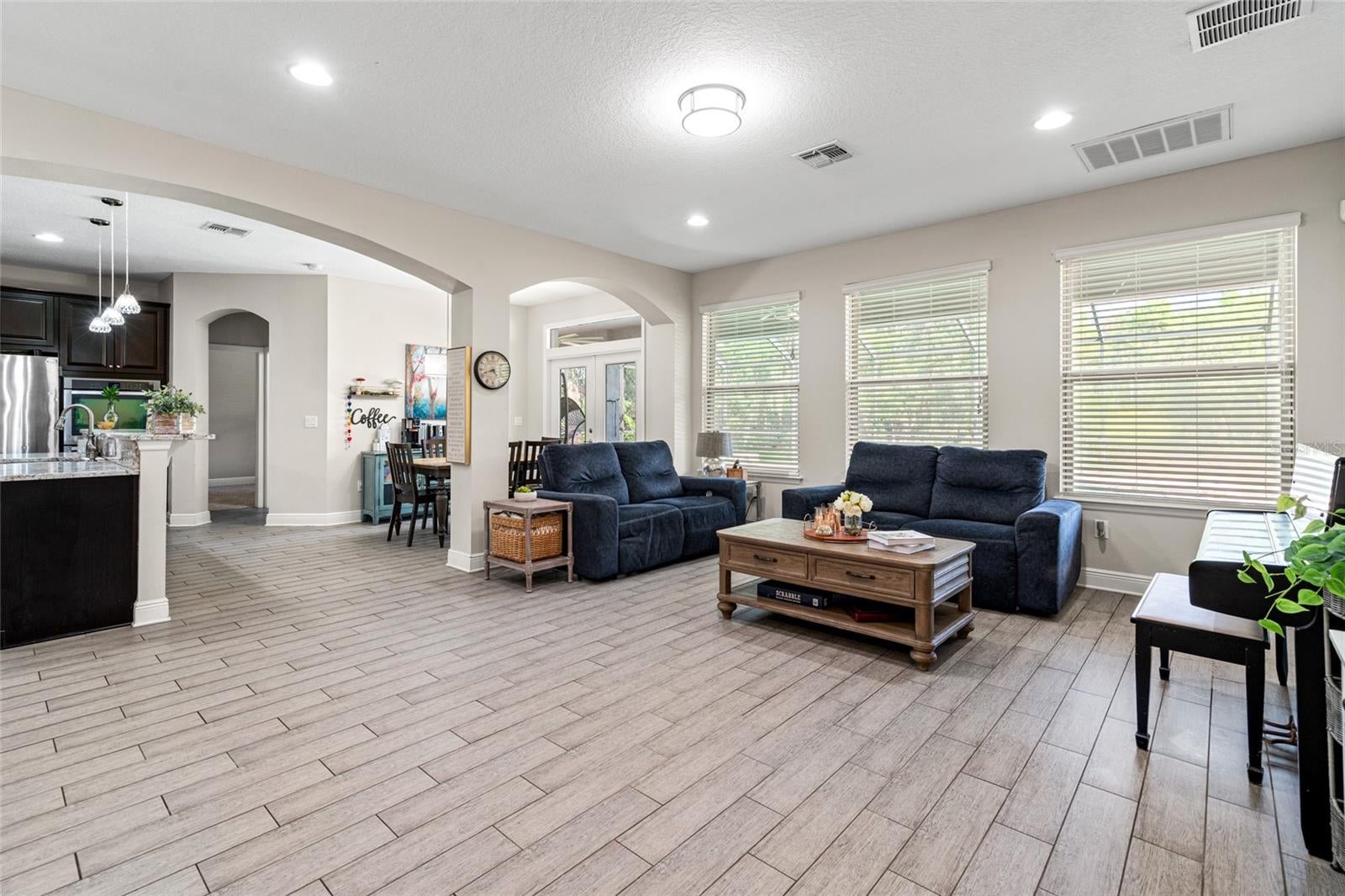 Lutz, Florida, 33549, United States, 7 Bedrooms Bedrooms, ,5 BathroomsBathrooms,Residential,Active,1934823