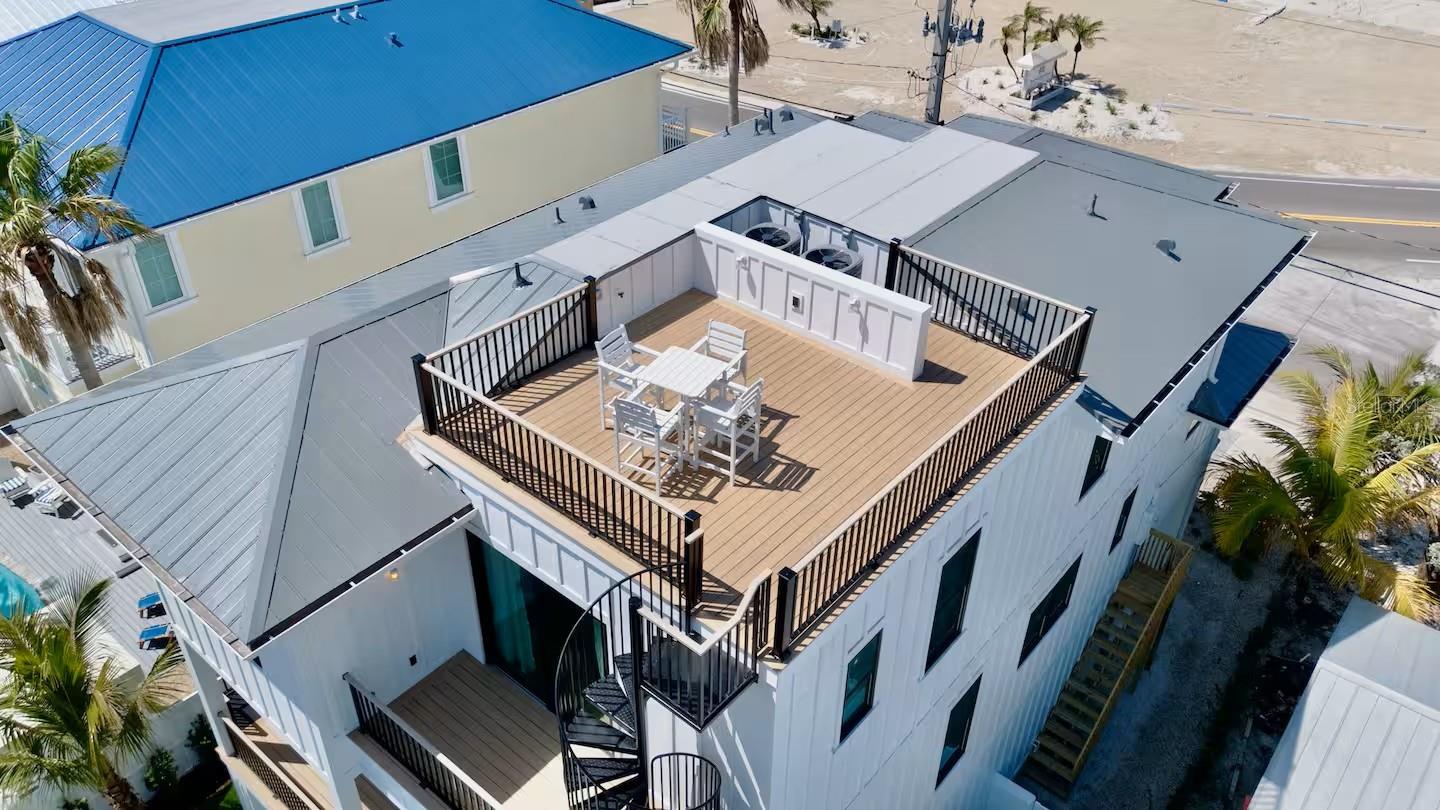 Bradenton Beach, Florida, 34217, United States, 7 Bedrooms Bedrooms, ,7 BathroomsBathrooms,Residential,Active,1971023