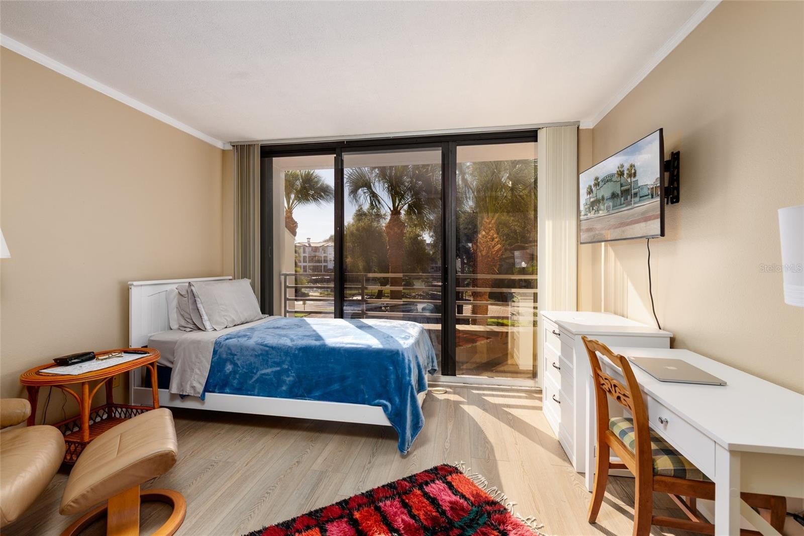 St Petersburg, Florida, 33707, United States, 4 Bedrooms Bedrooms, ,5 BathroomsBathrooms,Residential,Active,1985578