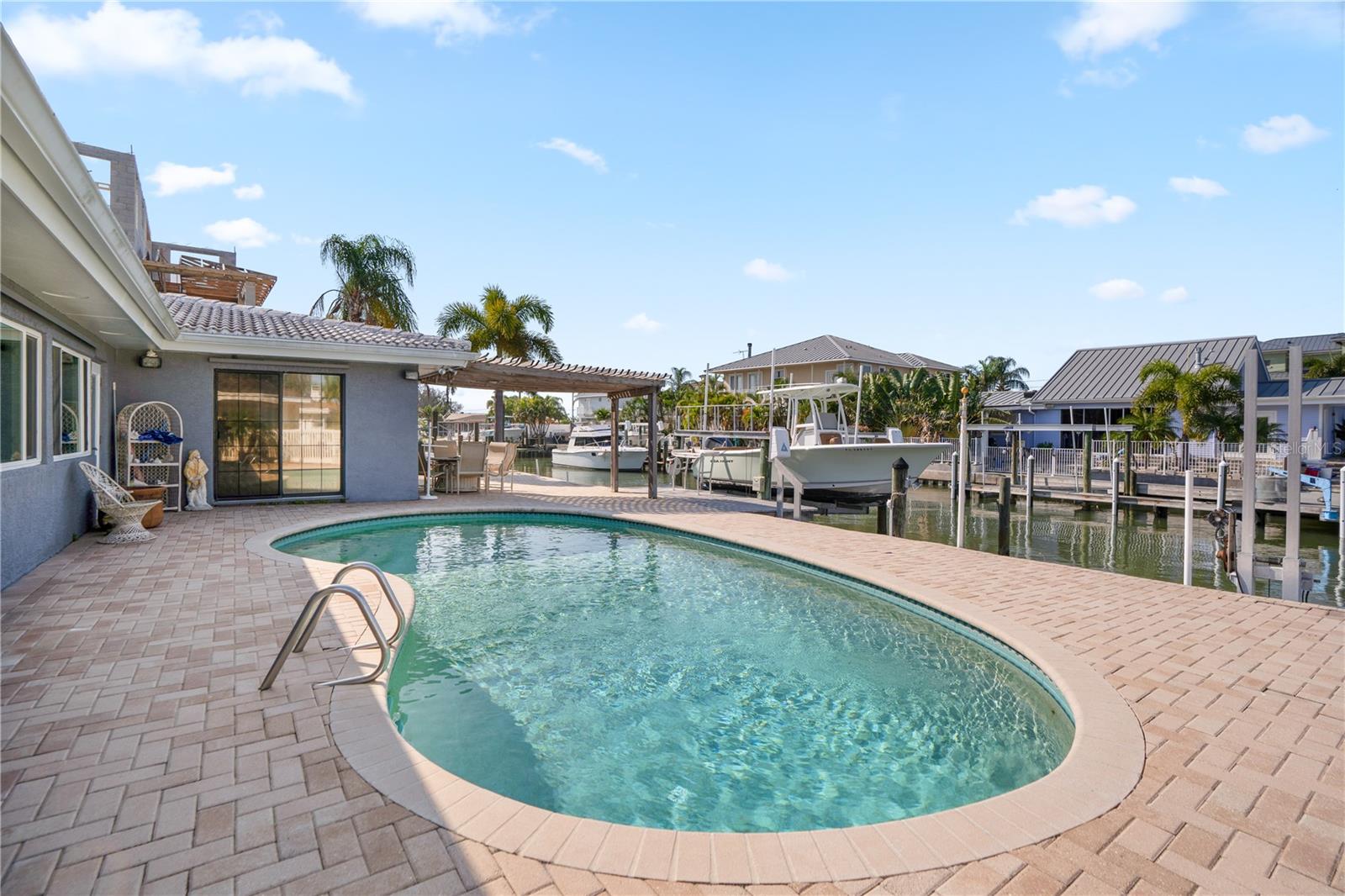 Dunedin, Florida, 34698, United States, 4 Bedrooms Bedrooms, ,2 BathroomsBathrooms,Residential,Active,2002663