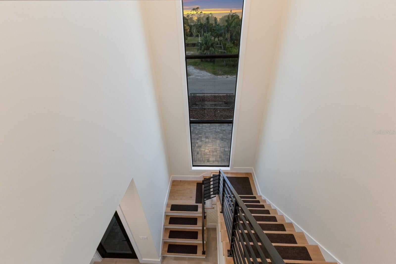 Longboat Key, Florida, 34228, United States, 3 Bedrooms Bedrooms, ,4 BathroomsBathrooms,Residential,Active,1987209