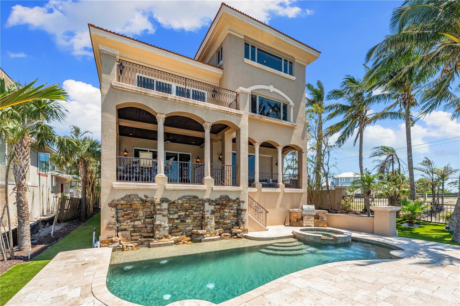 Sarasota, Florida, 34236, United States, 5 Bedrooms Bedrooms, ,6 BathroomsBathrooms,Residential,Active,1834475