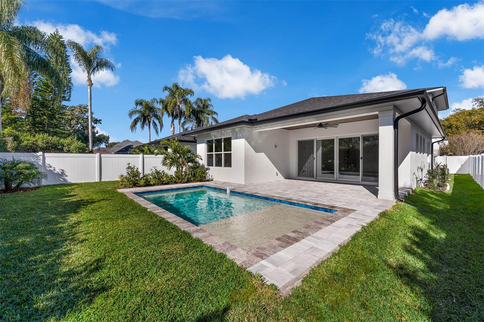 Orlando, Florida, 32804, United States, 4 Bedrooms Bedrooms, ,4 BathroomsBathrooms,Residential,Active,2011439