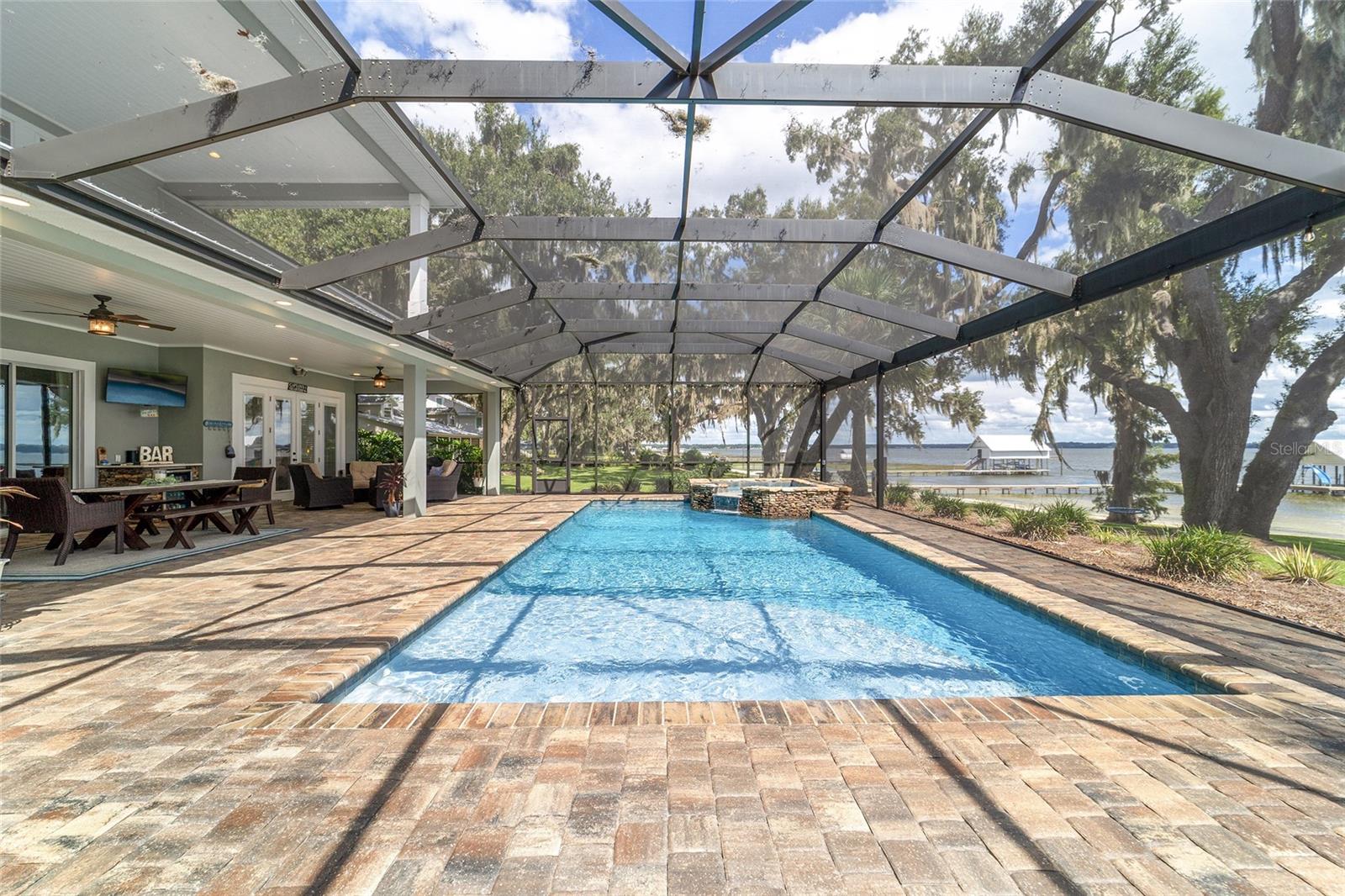 Ocklawaha, Florida, 32179, United States, 5 Bedrooms Bedrooms, ,4 BathroomsBathrooms,Residential,Active,1944075