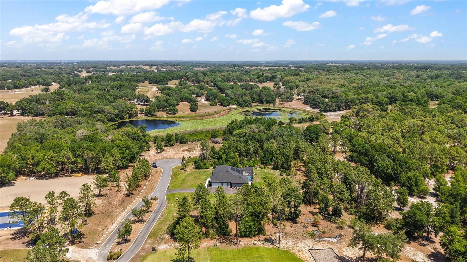 Lady Lake, Florida, 32159, United States, 5 Bedrooms Bedrooms, ,3 BathroomsBathrooms,Residential,Active,1985870