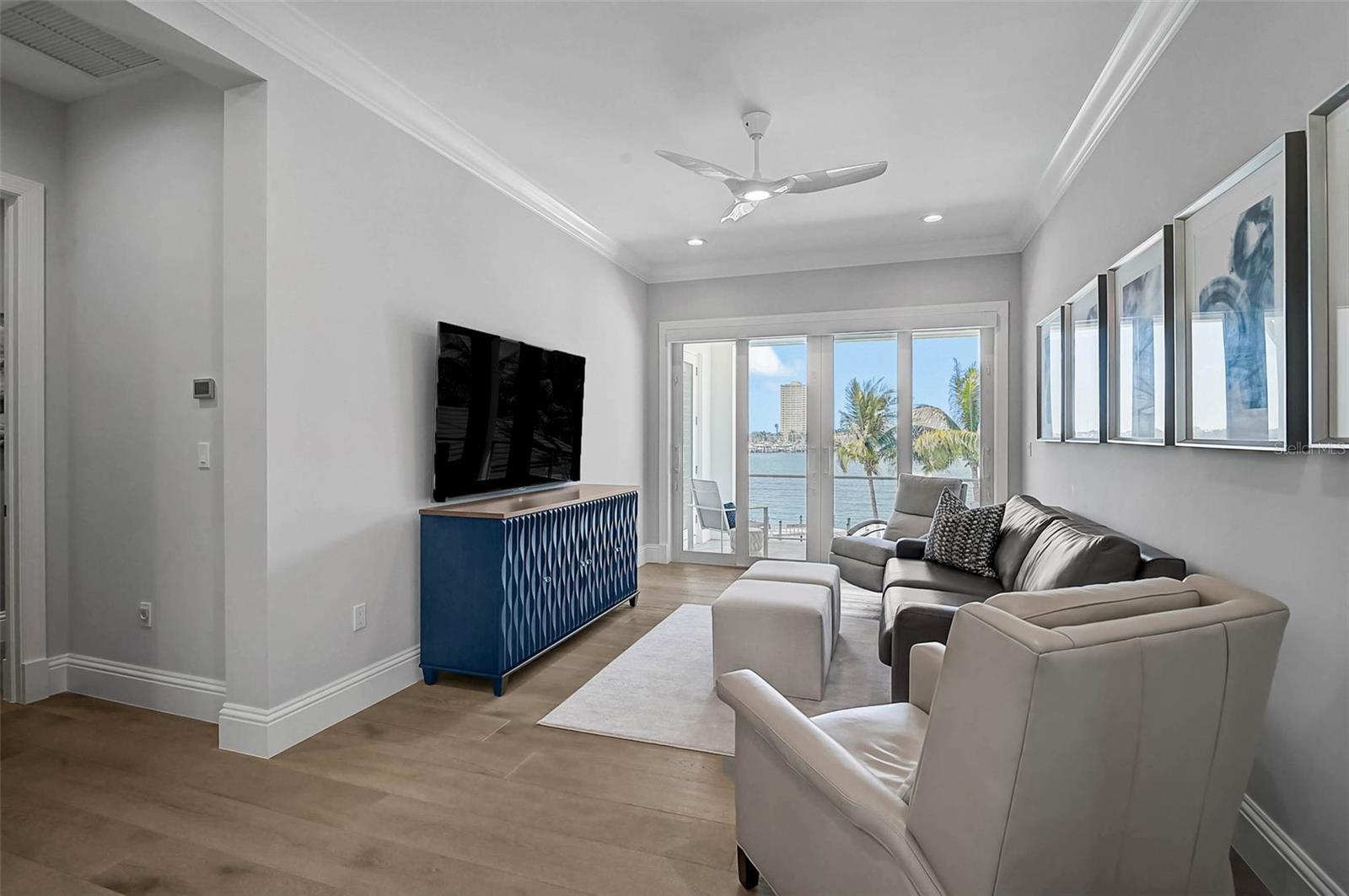 Sarasota, Florida, 34236, United States, 5 Bedrooms Bedrooms, ,6 BathroomsBathrooms,Residential,Active,1972132