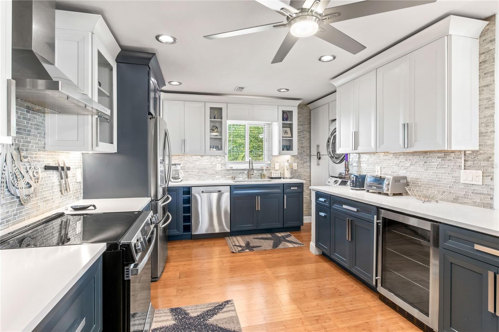 St James City, Florida, 33956, United States, 4 Bedrooms Bedrooms, ,3 BathroomsBathrooms,Residential,Active,2009132