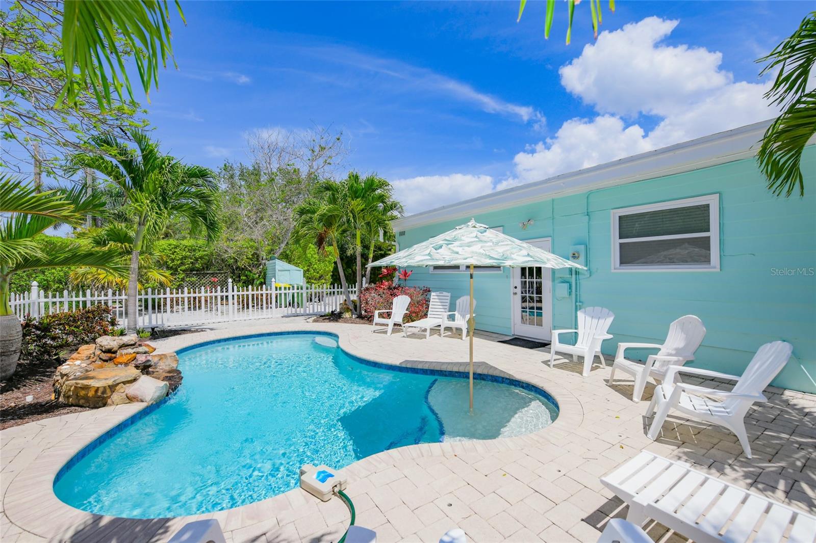 Sarasota, Florida, 34236, United States, 3 Bedrooms Bedrooms, ,2 BathroomsBathrooms,Residential,Active,2006854