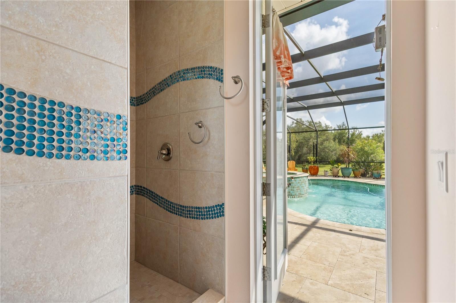 Sarasota, Florida, 34240, United States, 3 Bedrooms Bedrooms, ,3 BathroomsBathrooms,Residential,Active,1987206