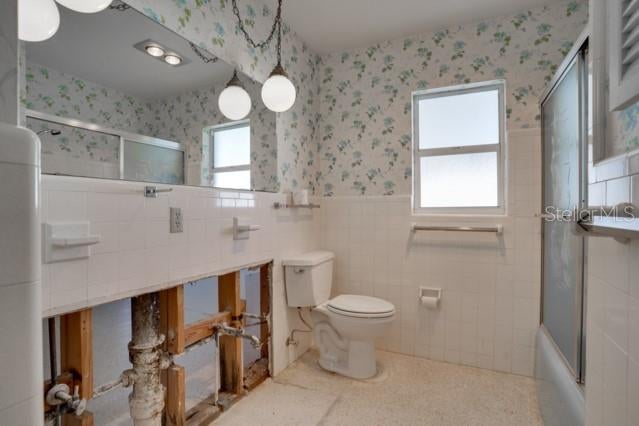 St Petersburg, Florida, 33707, United States, 4 Bedrooms Bedrooms, ,4 BathroomsBathrooms,Residential,Active,1987212