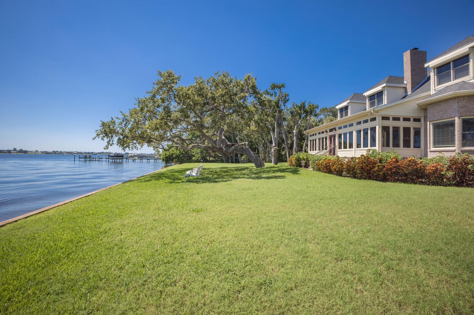 Palmetto, Florida, 34221, United States, 3 Bedrooms Bedrooms, ,4 BathroomsBathrooms,Residential,Active,1952285