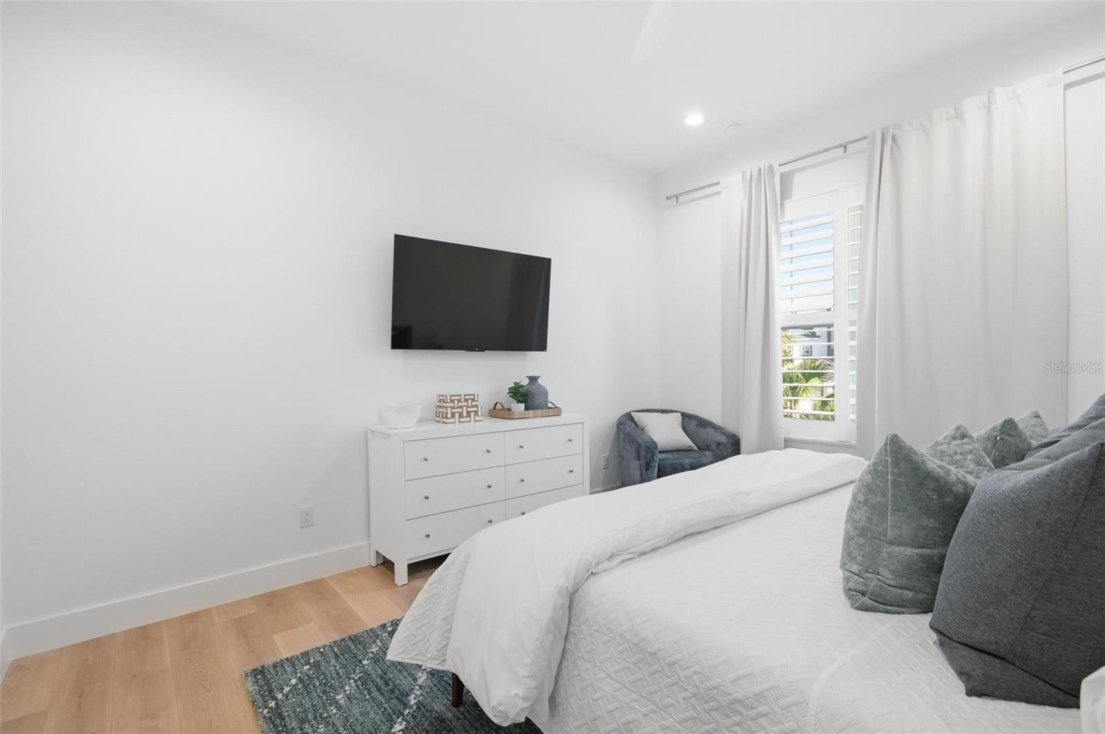 Palm Coast, Florida, 32137, United States, 5 Bedrooms Bedrooms, ,5 BathroomsBathrooms,Residential,Active,2006858