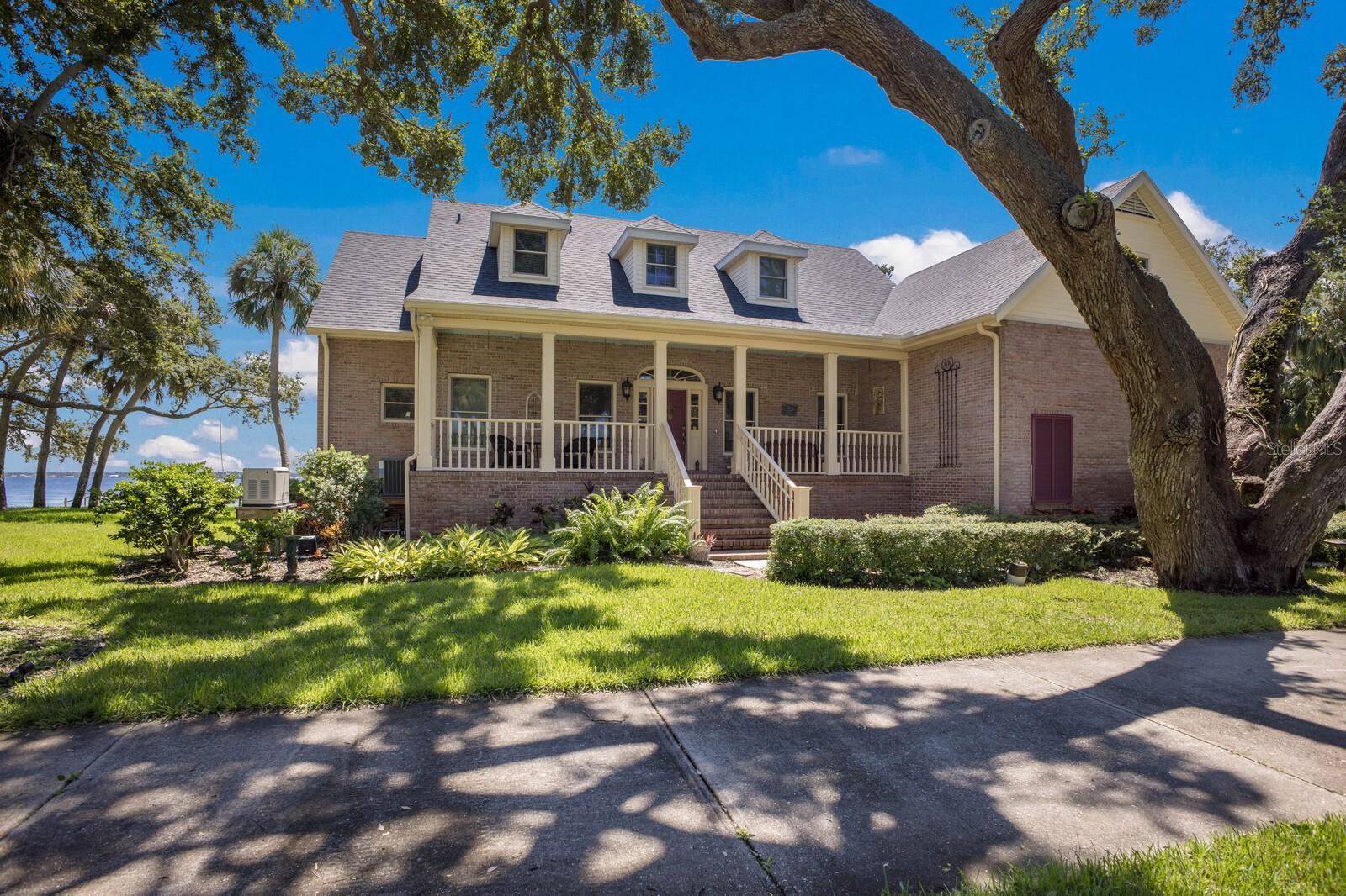 Palmetto, Florida, 34221, United States, 3 Bedrooms Bedrooms, ,4 BathroomsBathrooms,Residential,Active,1952285