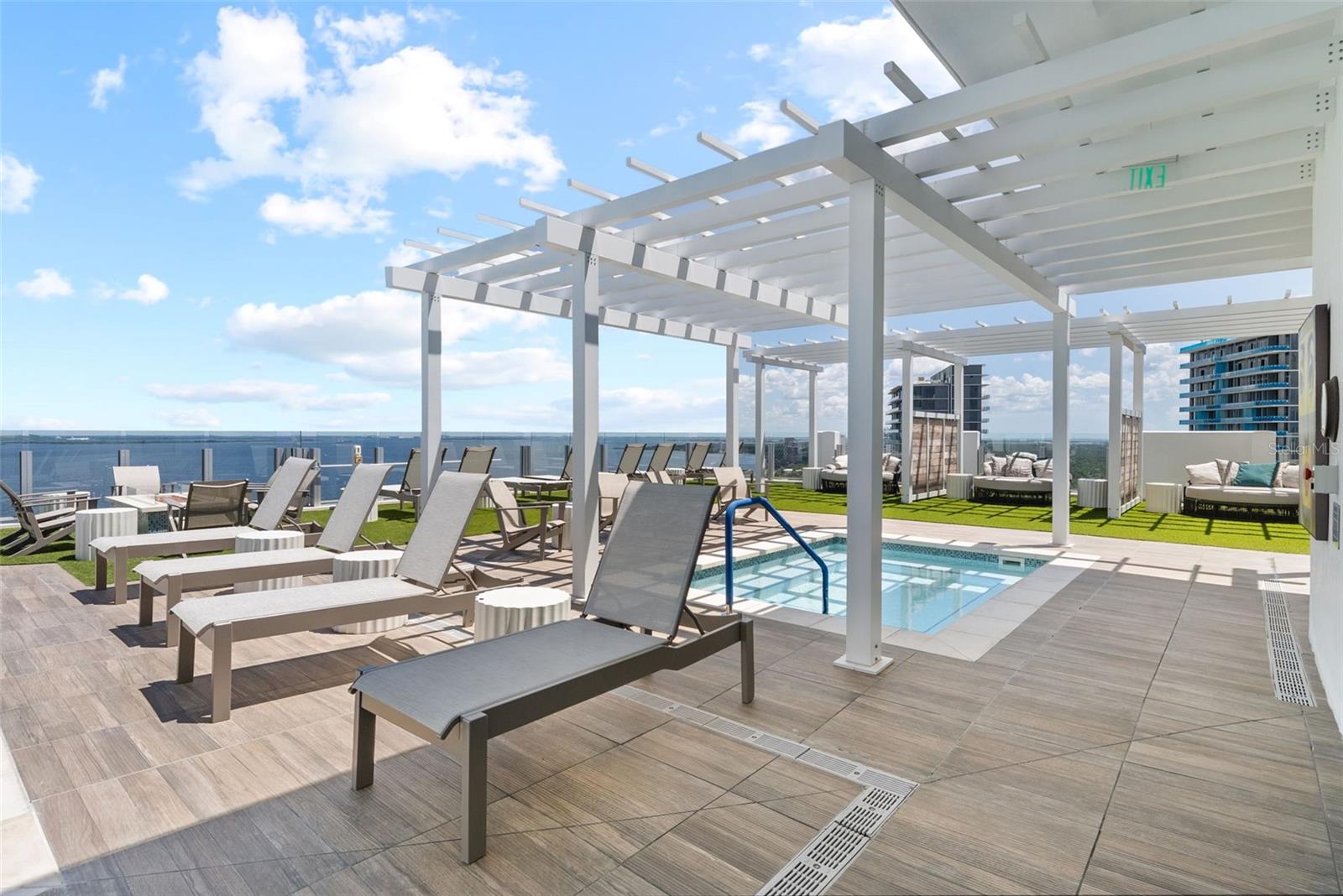 Tampa, Florida, 33629, United States, 4 Bedrooms Bedrooms, ,4 BathroomsBathrooms,Residential,Active,2010535