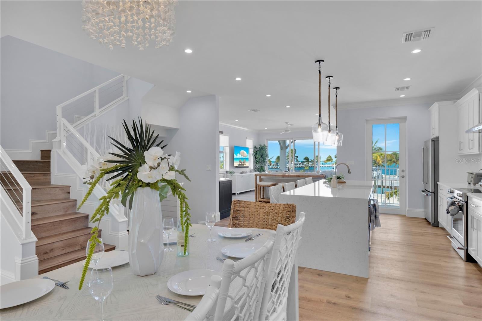 Marathon, Florida, 33050, United States, 5 Bedrooms Bedrooms, ,5 BathroomsBathrooms,Residential,Active,2016400