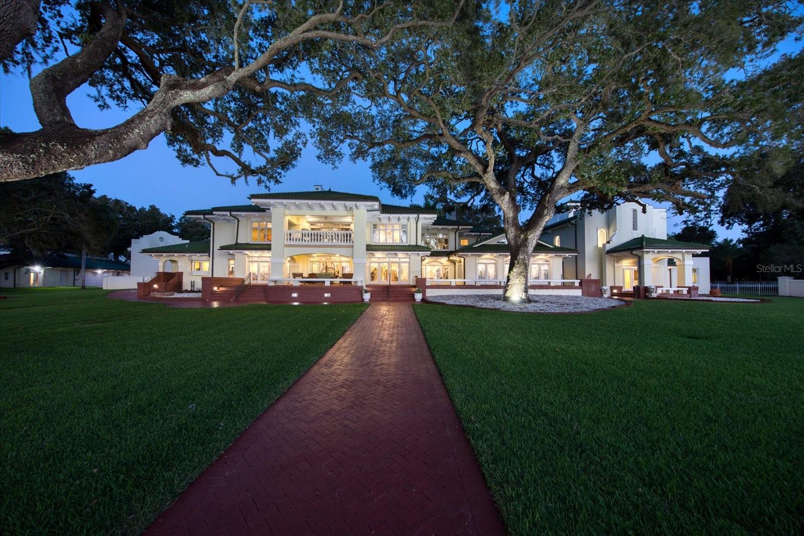 Clearwater, Florida, 33756, United States, 10 Bedrooms Bedrooms, ,11 BathroomsBathrooms,Residential,Active,1738489