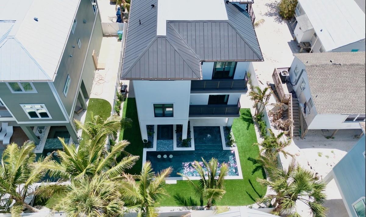 Bradenton Beach, Florida, 34217, United States, 7 Bedrooms Bedrooms, ,8 BathroomsBathrooms,Residential,Active,1929473