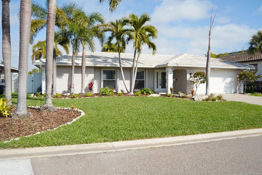 St Petersburg, Florida, 33711, United States, 3 Bedrooms Bedrooms, ,2 BathroomsBathrooms,Residential,Active,2012911