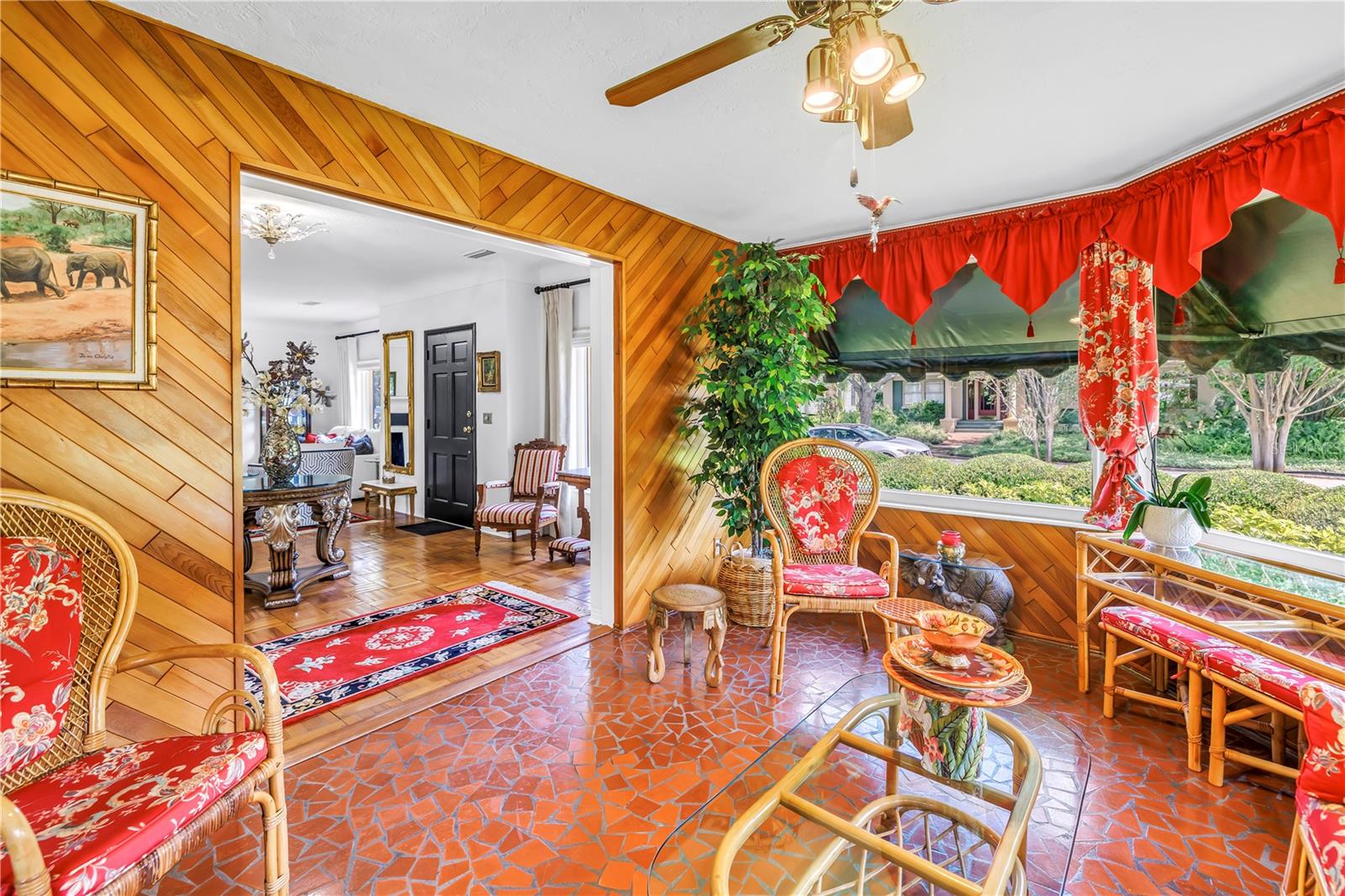 St Petersburg, Florida, 33704, United States, ,3 BathroomsBathrooms,Residential,Active,1824541