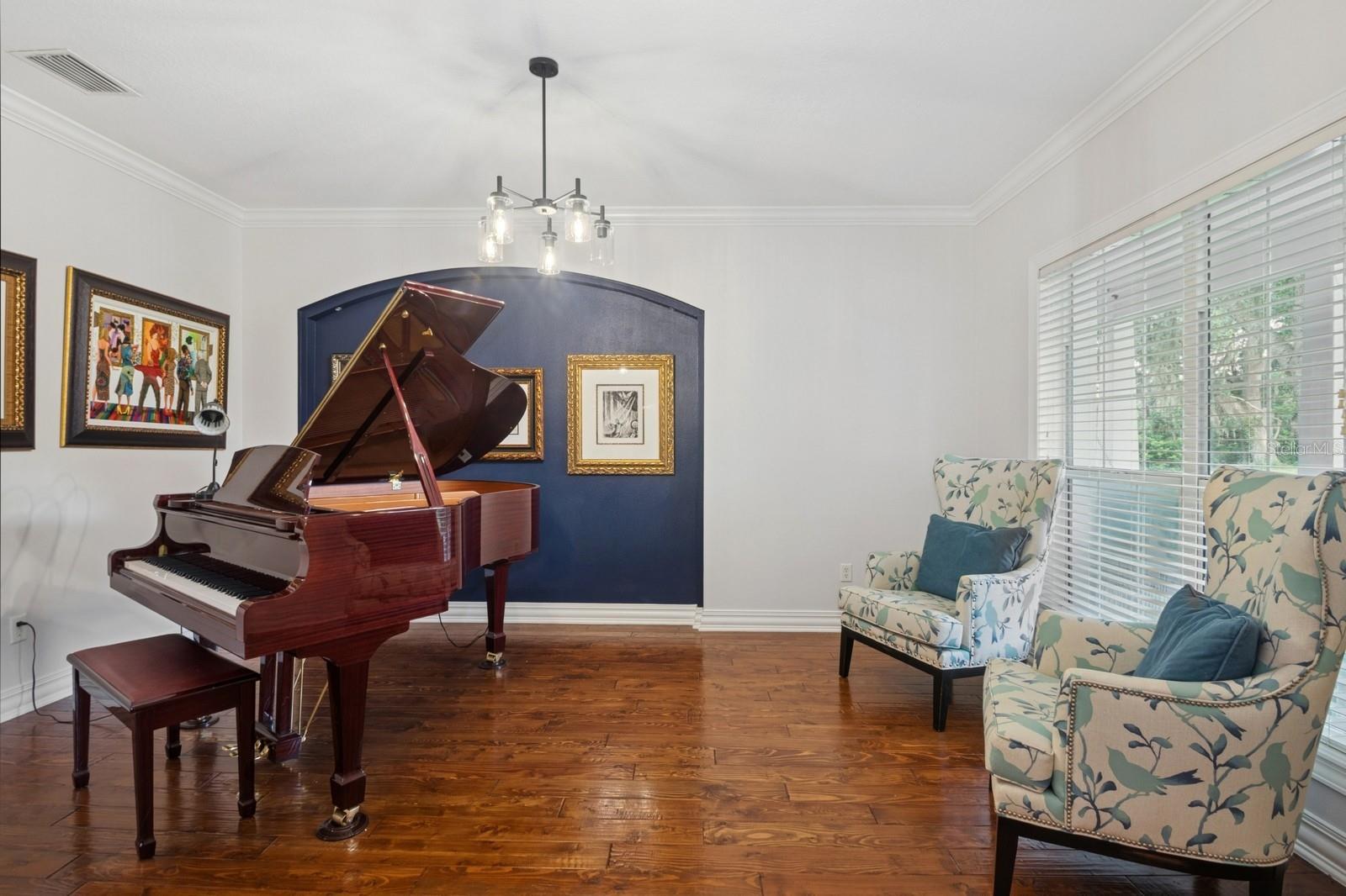 Fruitland Park, Florida, 34731, United States, 7 Bedrooms Bedrooms, ,6 BathroomsBathrooms,Residential,Active,1894791