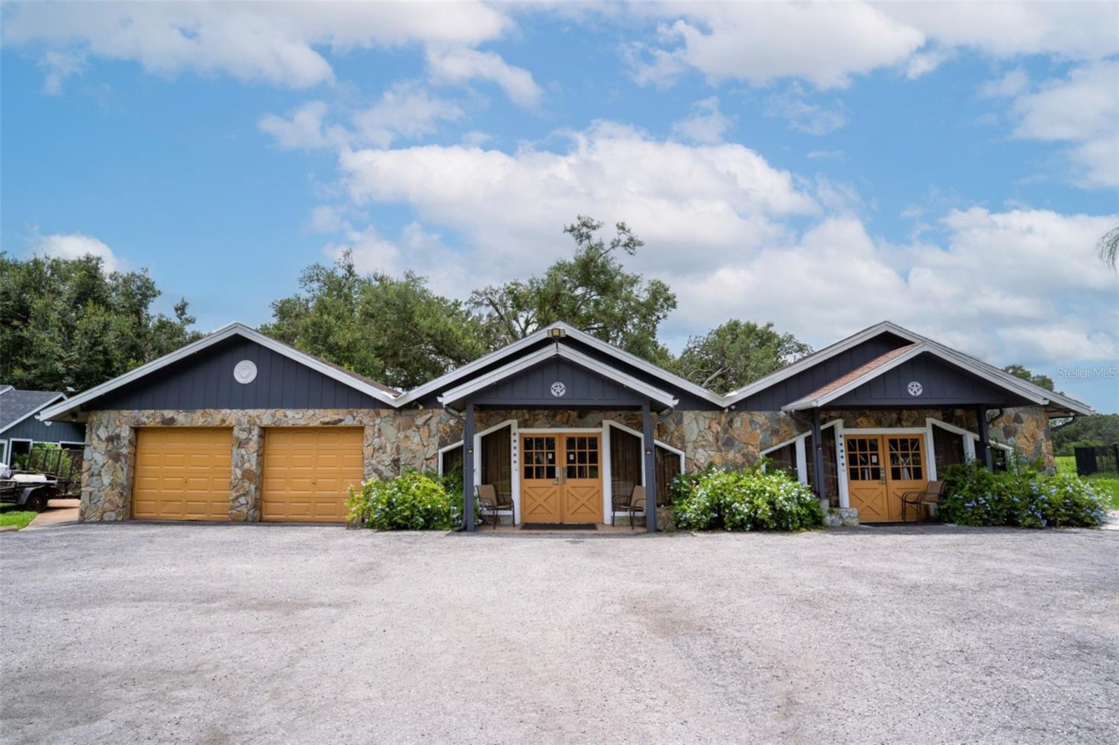 Plant City, Florida, 33565, United States, 13 Bedrooms Bedrooms, ,11 BathroomsBathrooms,Residential,Active,1953280