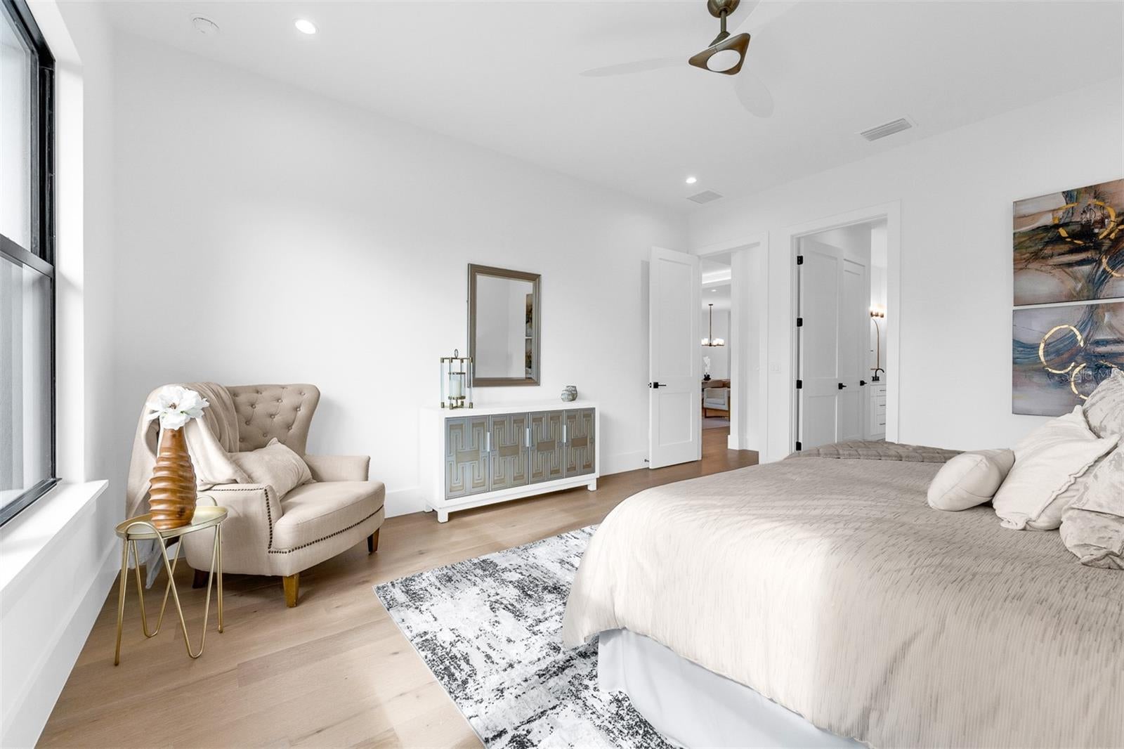 Orlando, Florida, 32804, United States, 4 Bedrooms Bedrooms, ,4 BathroomsBathrooms,Residential,Active,1992252