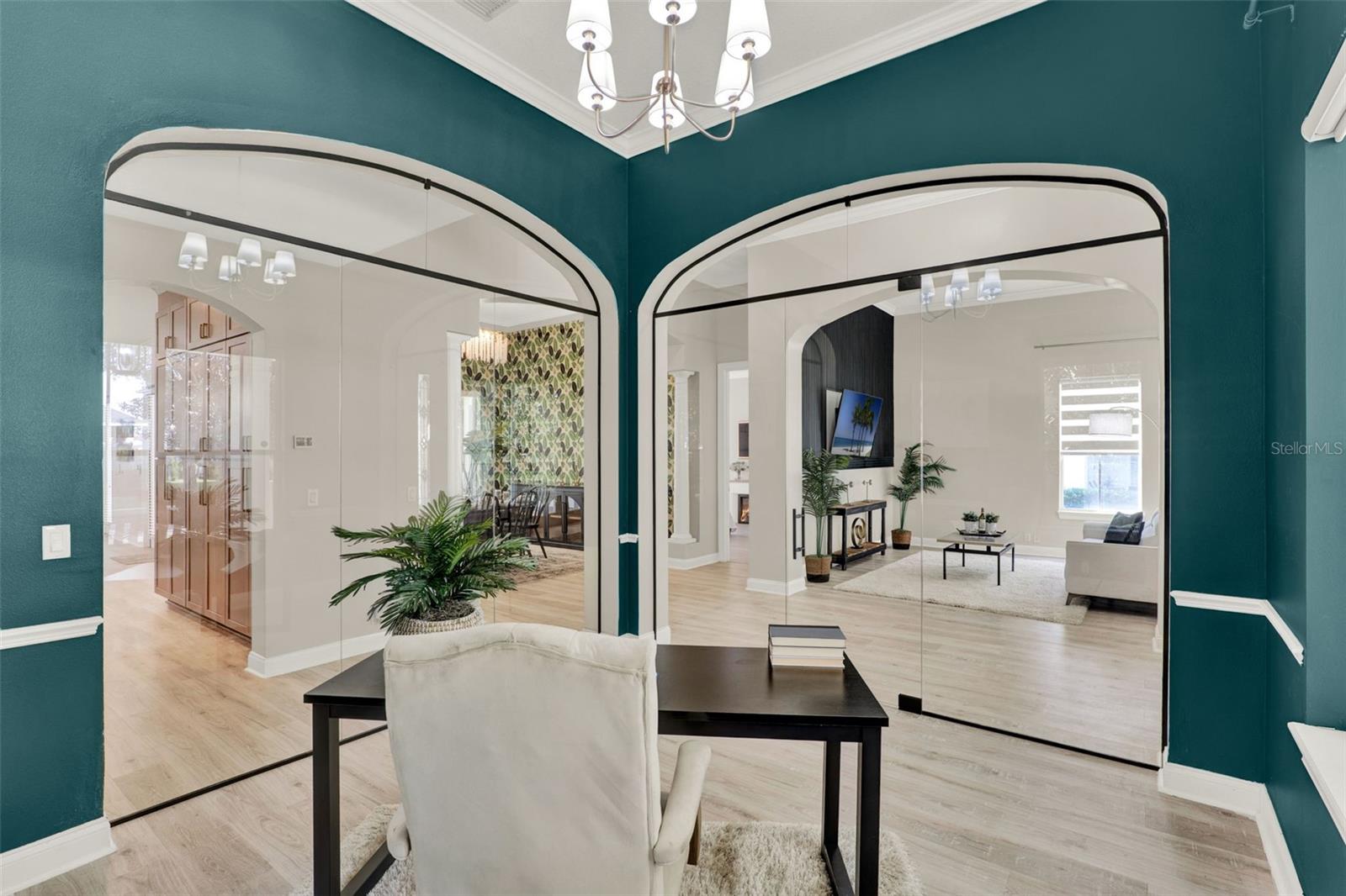 Windermere, Florida, 34786, United States, 4 Bedrooms Bedrooms, ,3 BathroomsBathrooms,Residential,Active,1894756