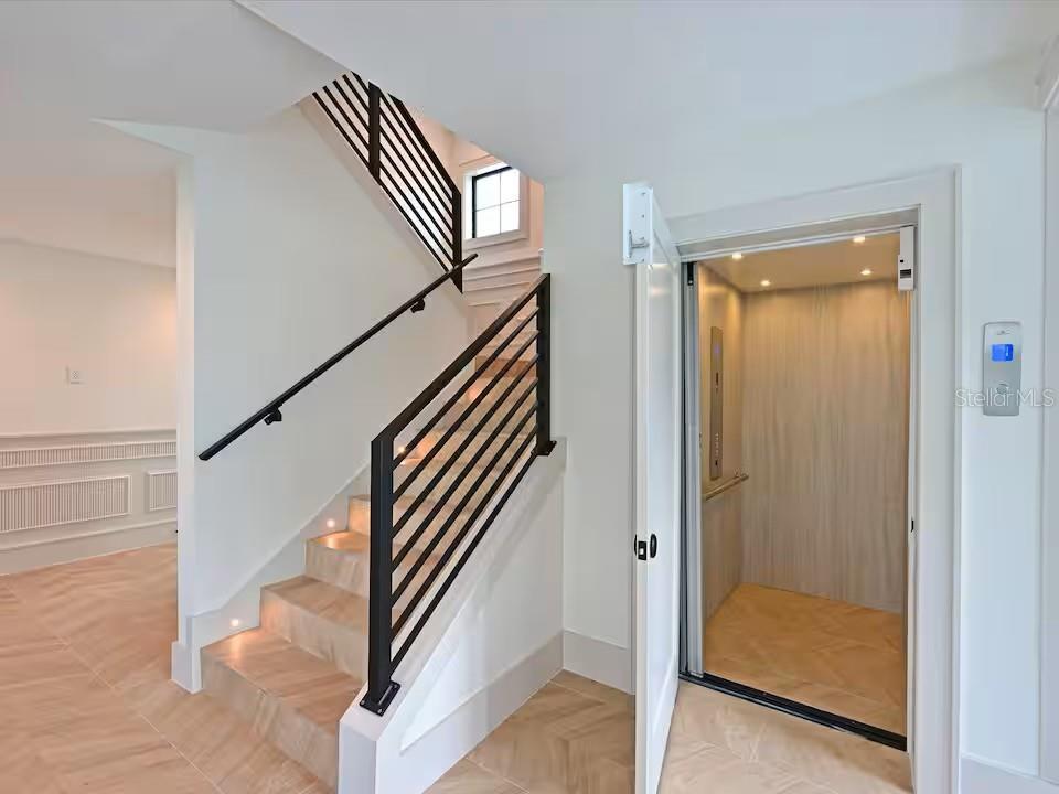 Bradenton Beach, Florida, 34217, United States, 4 Bedrooms Bedrooms, ,5 BathroomsBathrooms,Residential,Active,2044169