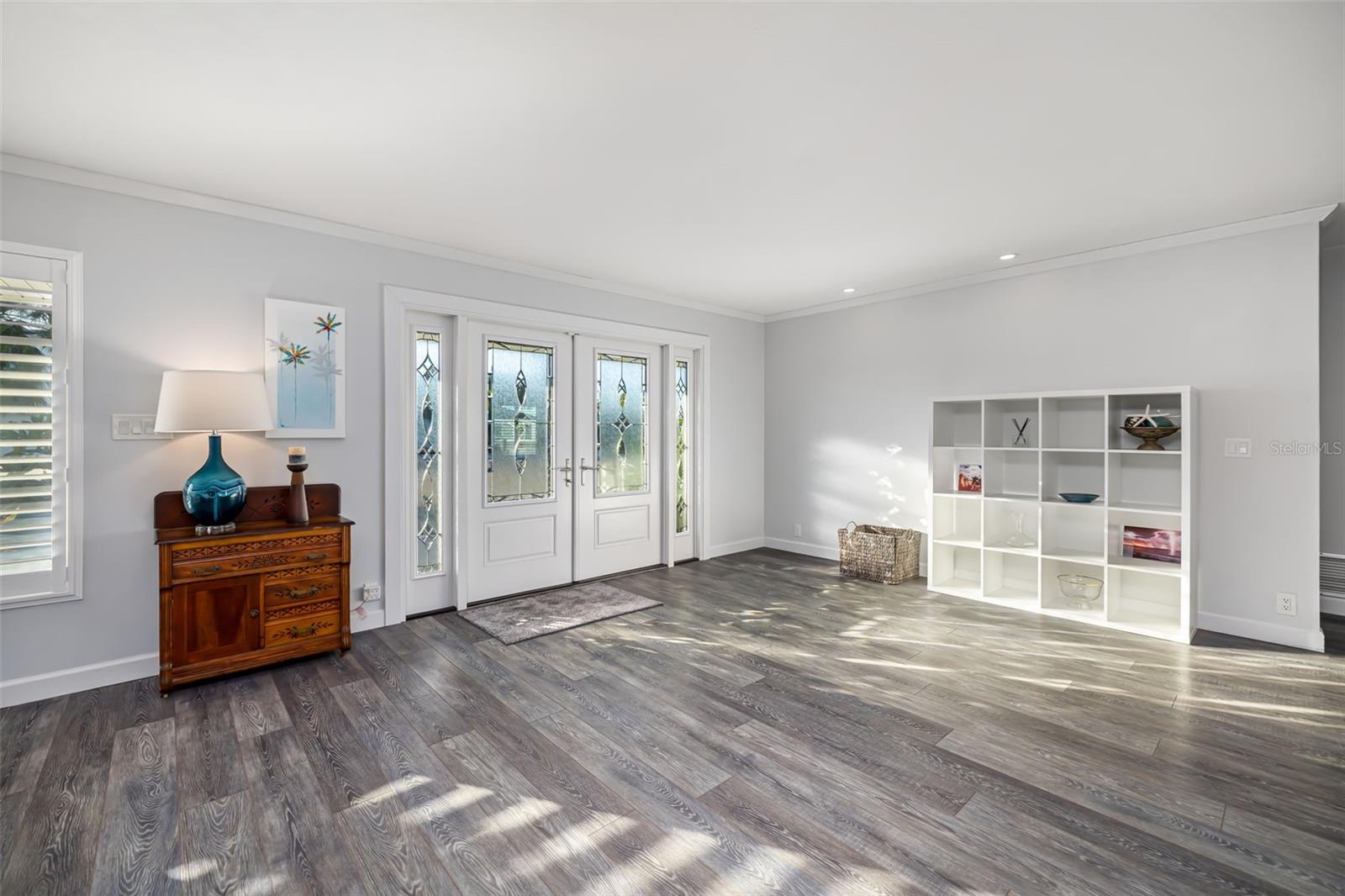 Bradenton, Florida, 34210, United States, 3 Bedrooms Bedrooms, ,3 BathroomsBathrooms,Residential,Active,1993663