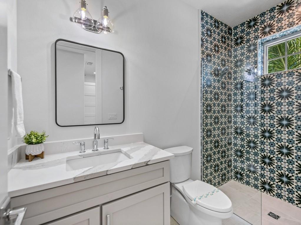 Sarasota, Florida, 34236, United States, 8 Bedrooms Bedrooms, ,10 BathroomsBathrooms,Residential,Active,2044131