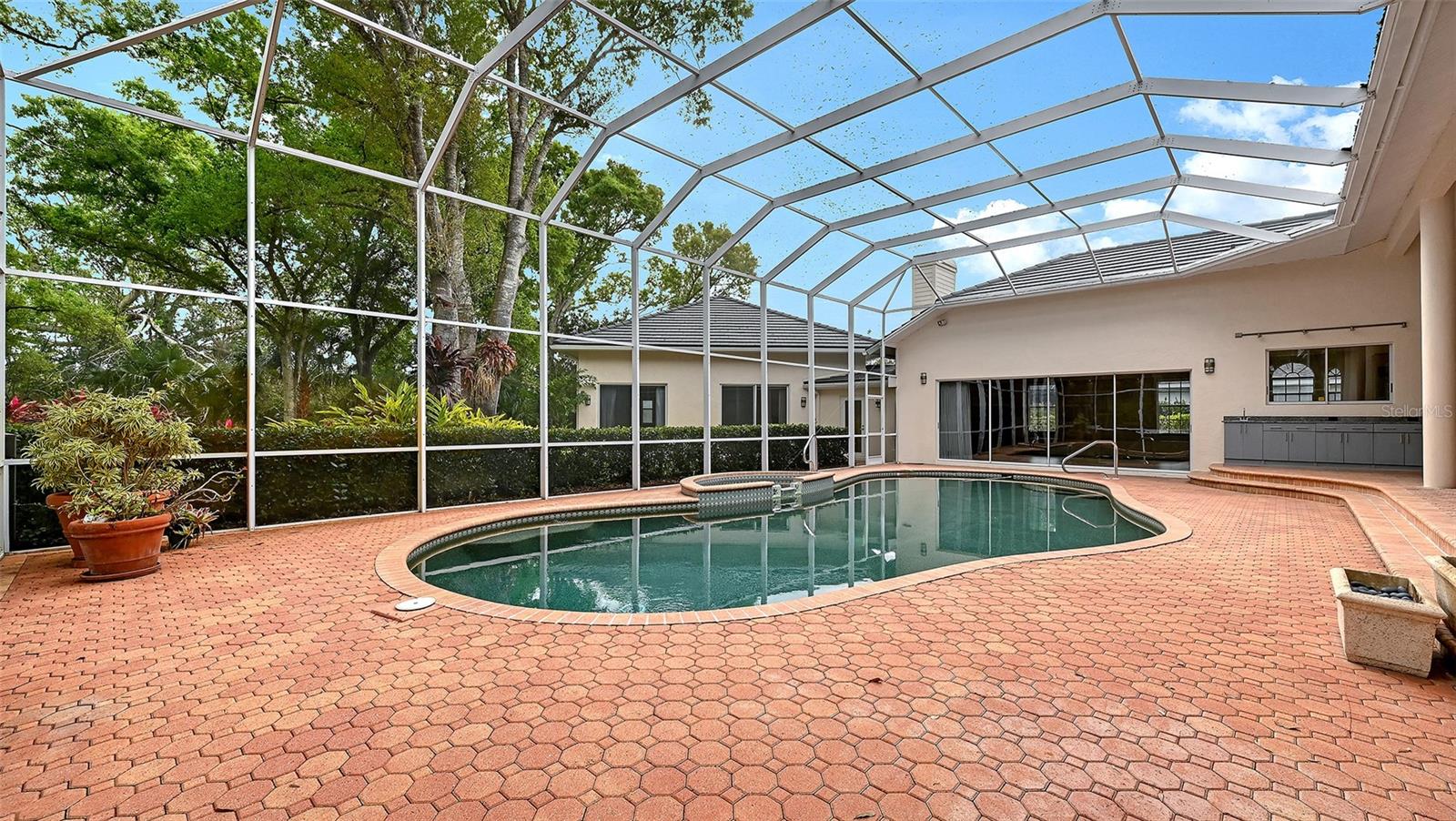 Sarasota, Florida, 34241, United States, 6 Bedrooms Bedrooms, ,5 BathroomsBathrooms,Residential,Active,2027822
