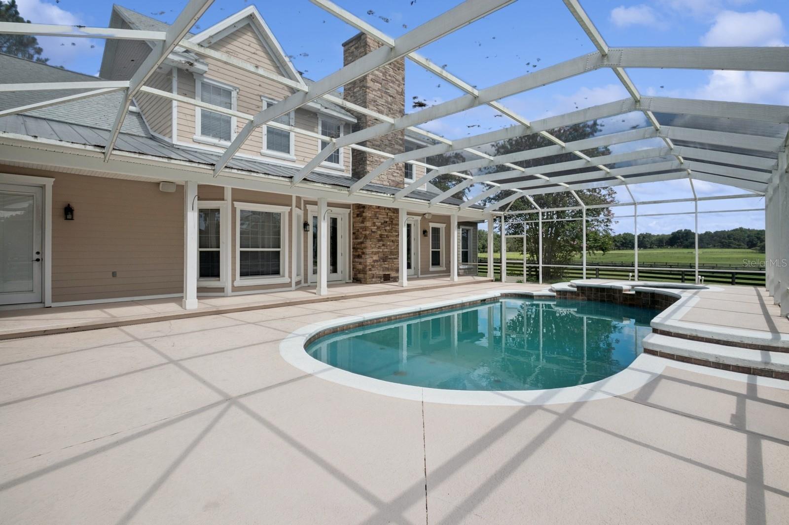 Fruitland Park, Florida, 34731, United States, 7 Bedrooms Bedrooms, ,6 BathroomsBathrooms,Residential,Active,1894791