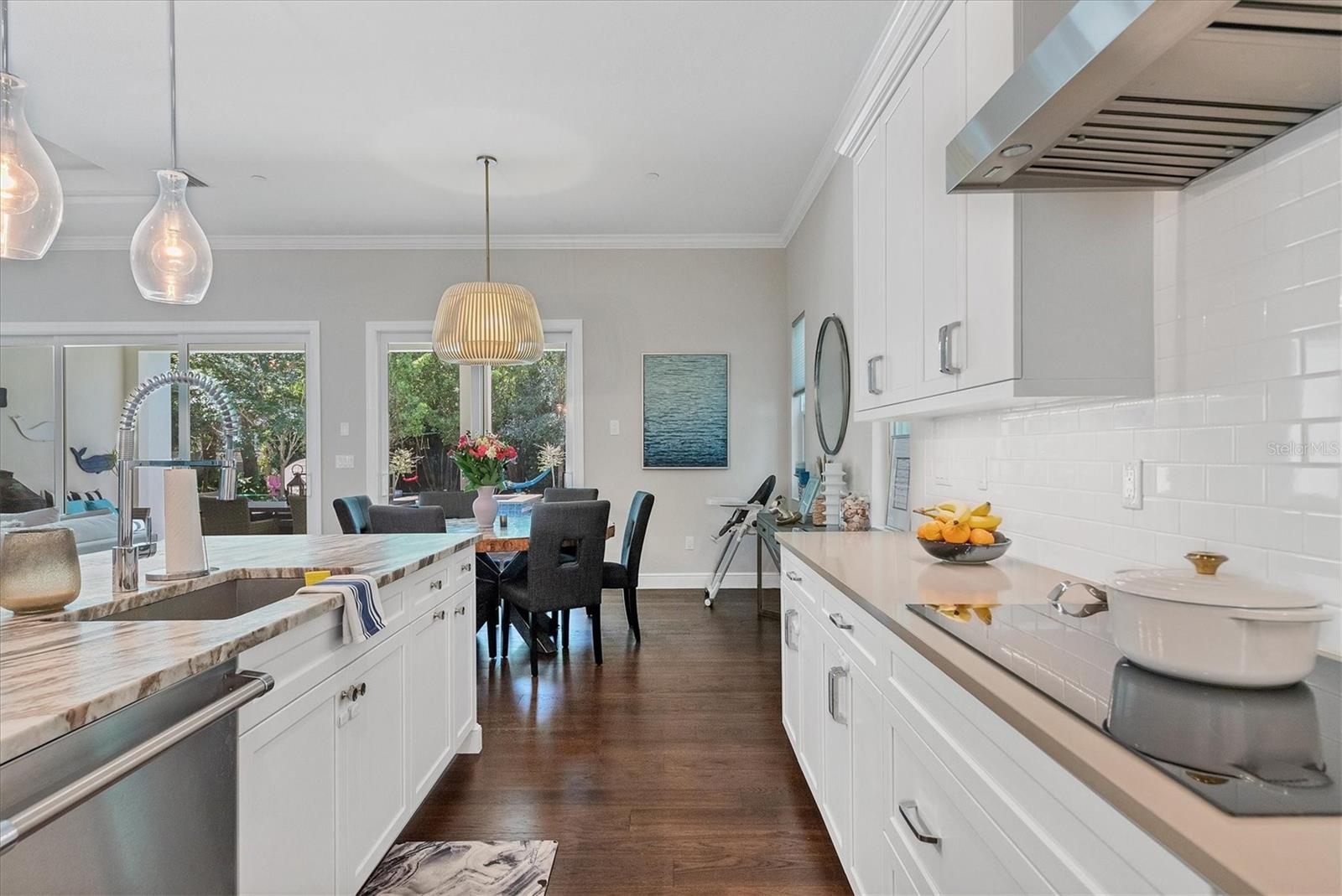 Sarasota, Florida, 34239, United States, 4 Bedrooms Bedrooms, ,4 BathroomsBathrooms,Residential,Active,1965823