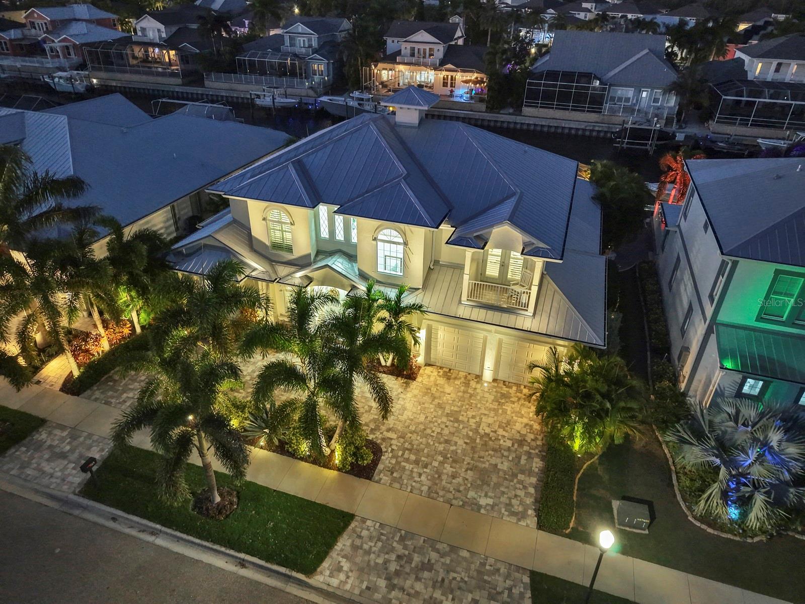 Apollo Beach, Florida, 33572, United States, 3 Bedrooms Bedrooms, ,4 BathroomsBathrooms,Residential,Active,1972155