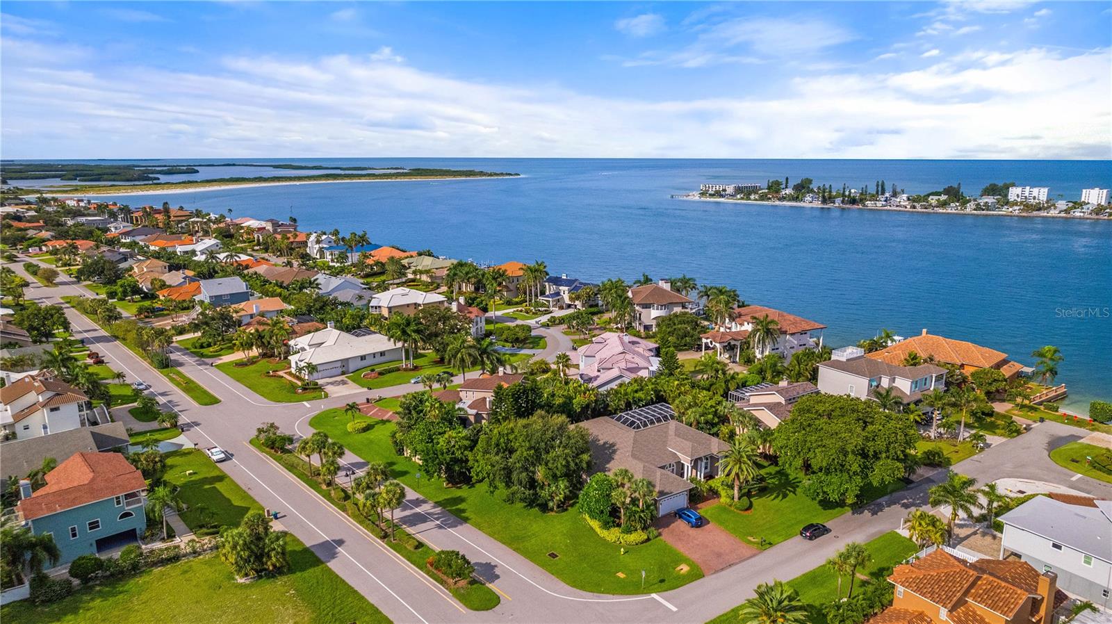 St Petersburg, Florida, 33715, United States, 5 Bedrooms Bedrooms, ,5 BathroomsBathrooms,Residential,Active,1942385