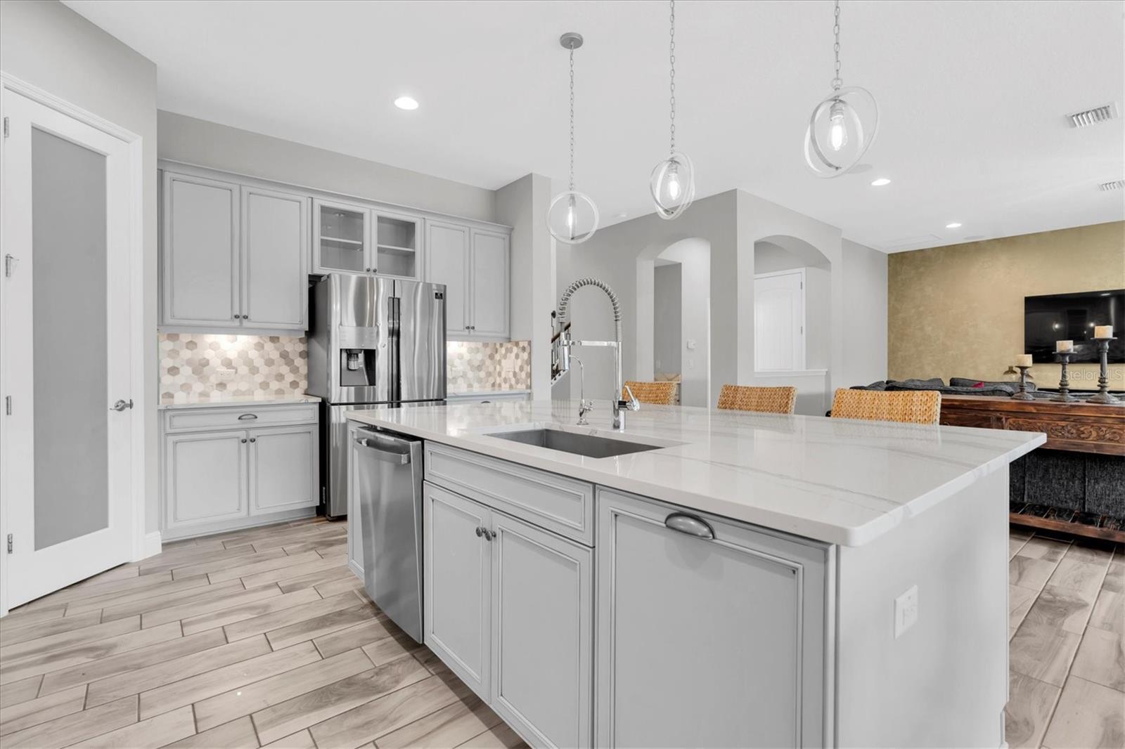 Odessa, Florida, 33556, United States, 5 Bedrooms Bedrooms, ,5 BathroomsBathrooms,Residential,Active,1927675