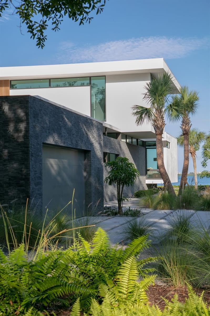 Sarasota, Florida, 34239, United States, 5 Bedrooms Bedrooms, ,5 BathroomsBathrooms,Residential,Active,2011197