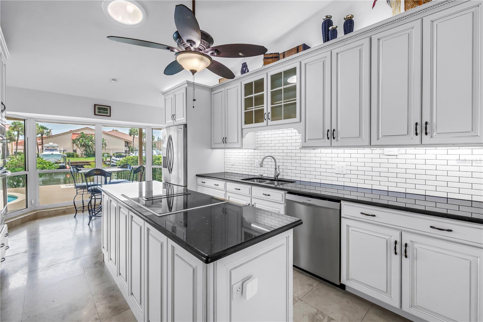 St Petersburg, Florida, 33715, United States, 3 Bedrooms Bedrooms, ,4 BathroomsBathrooms,Residential,Active,1869108