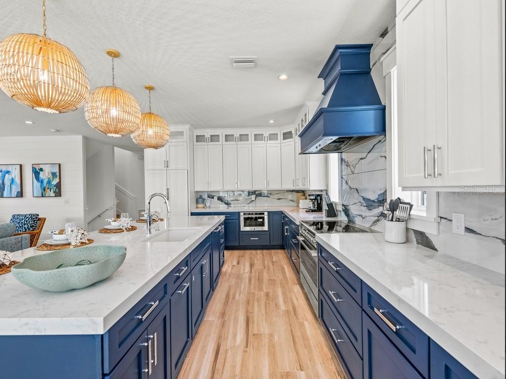 Sarasota, Florida, 34236, United States, 8 Bedrooms Bedrooms, ,10 BathroomsBathrooms,Residential,Active,2044131