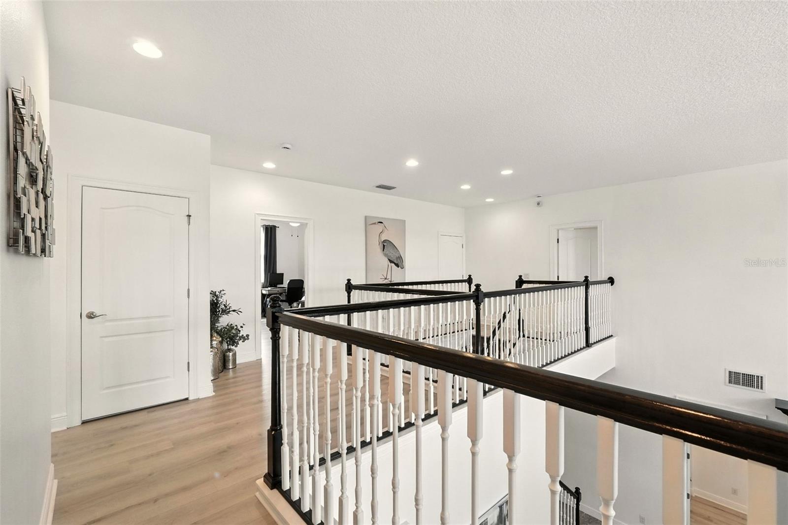 Windermere, Florida, 34786, United States, 5 Bedrooms Bedrooms, ,6 BathroomsBathrooms,Residential,Active,1894516
