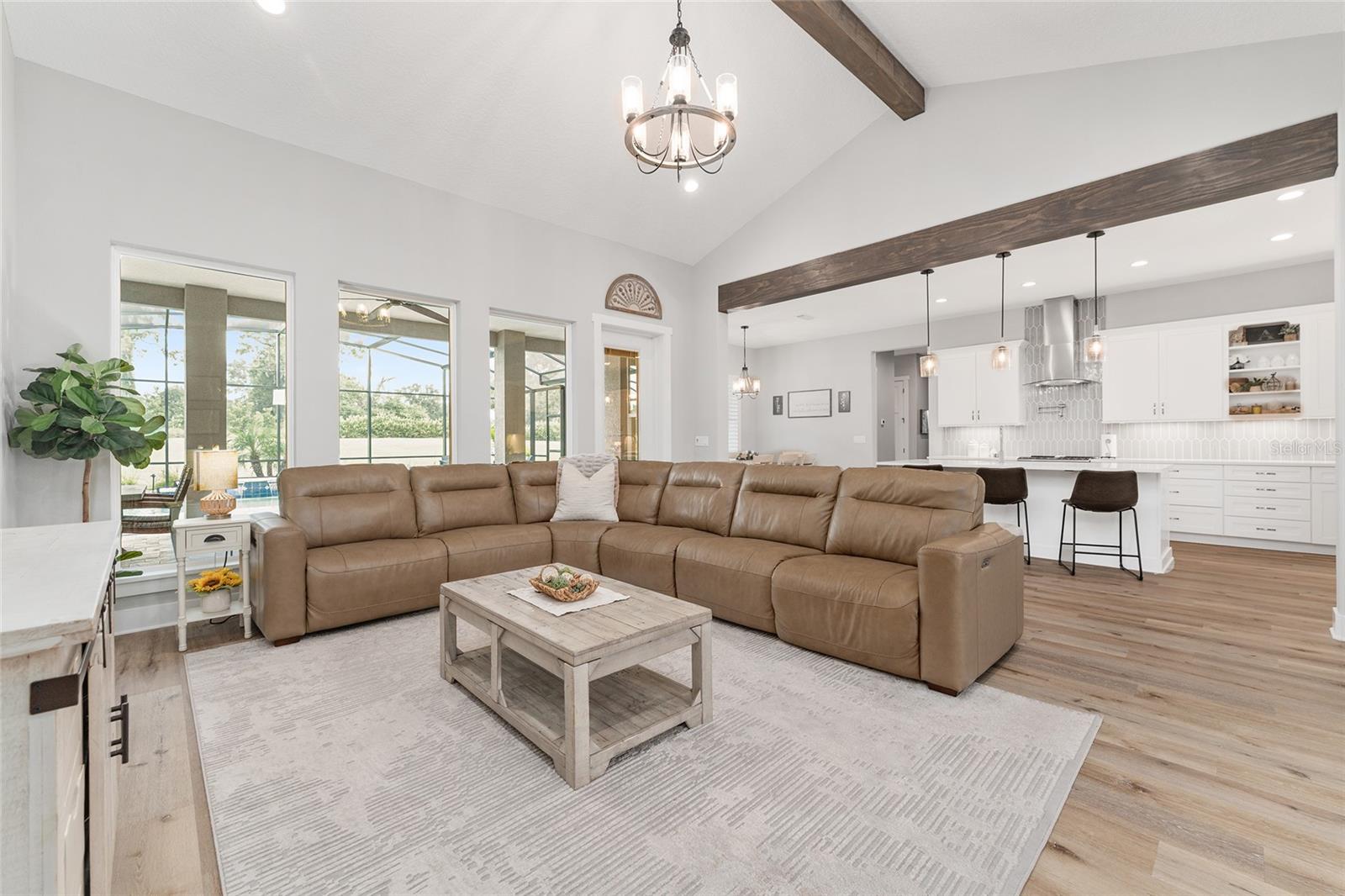 Oxford, Florida, 34484, United States, 4 Bedrooms Bedrooms, ,3 BathroomsBathrooms,Residential,Active,1936399