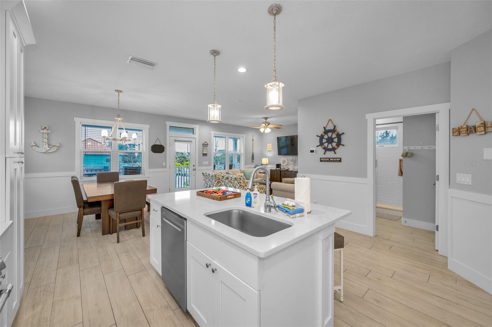 Indian Rocks Beach, Florida, 33785, United States, 4 Bedrooms Bedrooms, ,4 BathroomsBathrooms,Residential,Active,2007261