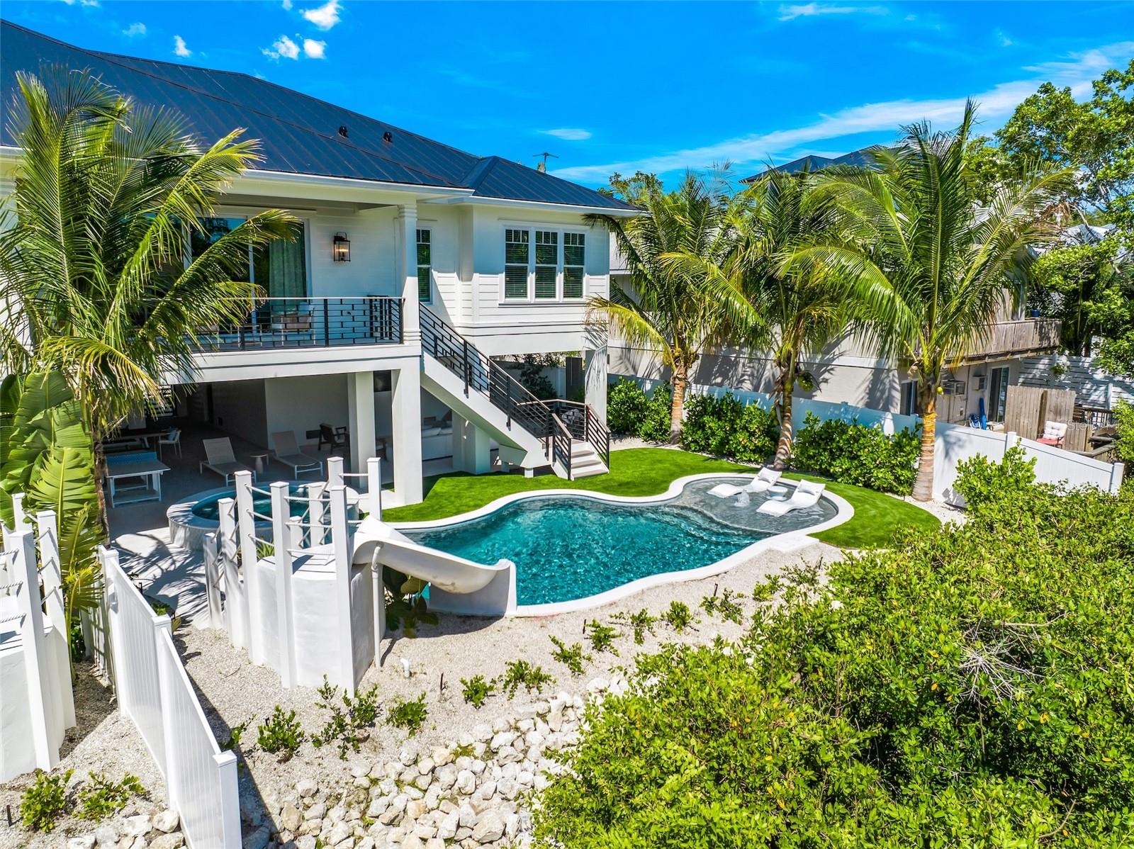 Sarasota, Florida, 34242, United States, 4 Bedrooms Bedrooms, ,5 BathroomsBathrooms,Residential,Active,1922294