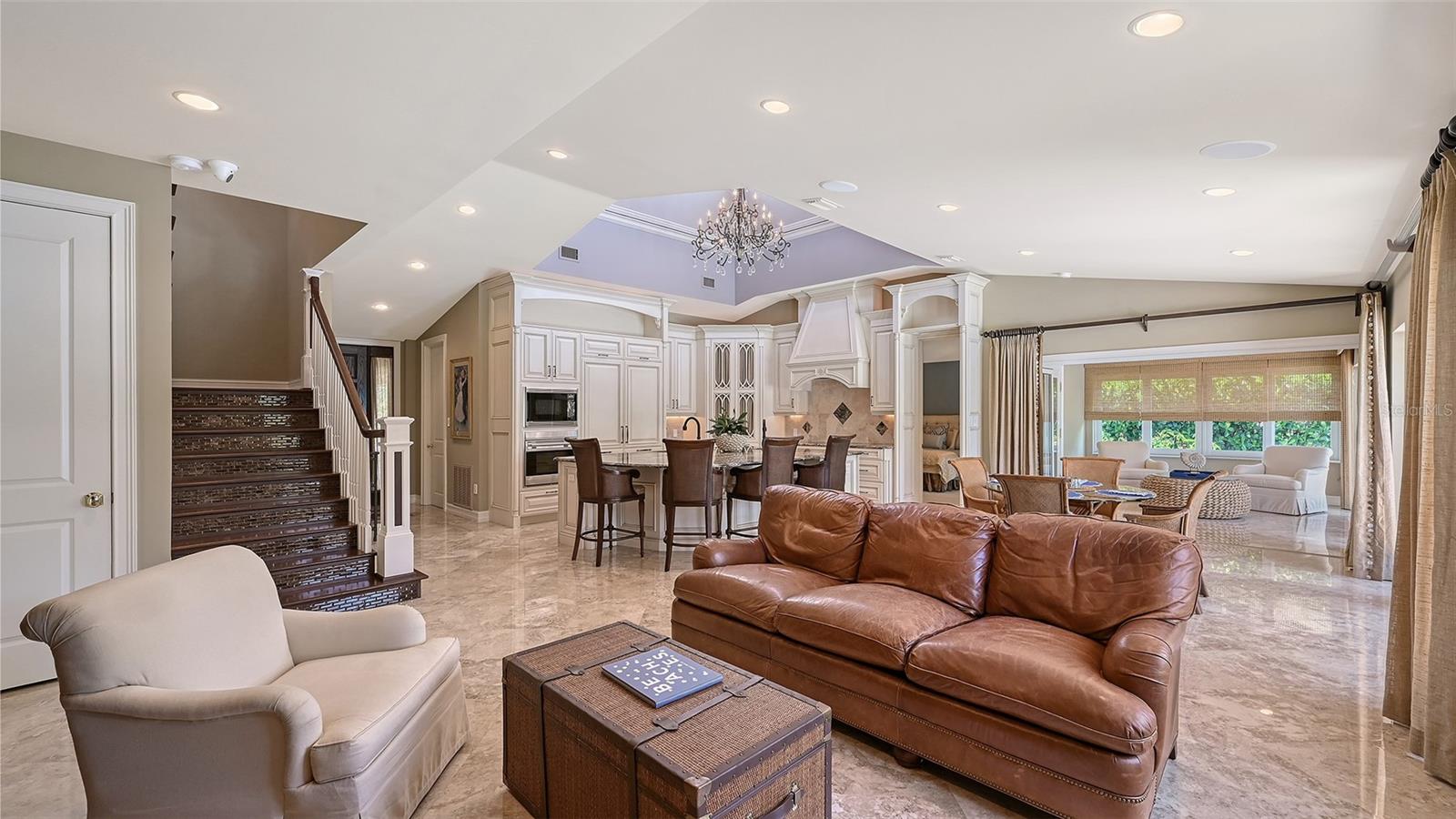 Longboat Key, Florida, 34228, United States, 4 Bedrooms Bedrooms, ,4 BathroomsBathrooms,Residential,Active,1926682