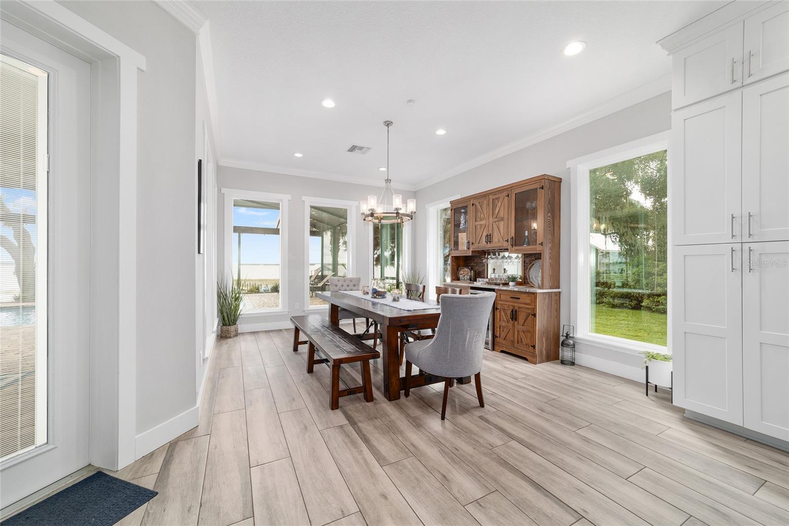 Ocklawaha, Florida, 32179, United States, 5 Bedrooms Bedrooms, ,4 BathroomsBathrooms,Residential,Active,1944075