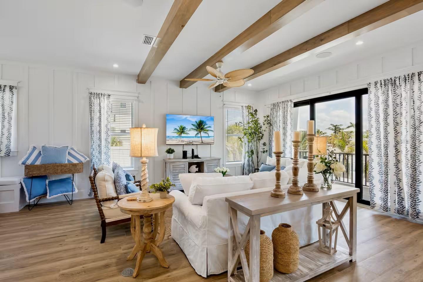 Bradenton Beach, Florida, 34217, United States, 7 Bedrooms Bedrooms, ,7 BathroomsBathrooms,Residential,Active,1971023