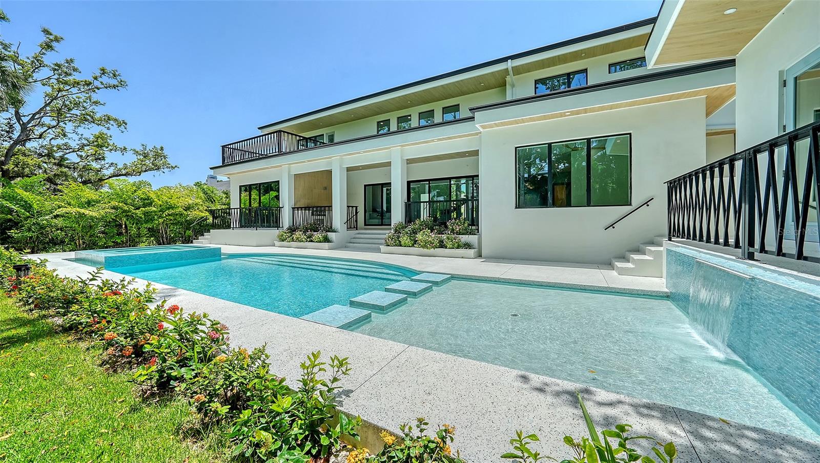 Sarasota, Florida, 34239, United States, ,7 BathroomsBathrooms,Residential,Active,1849492