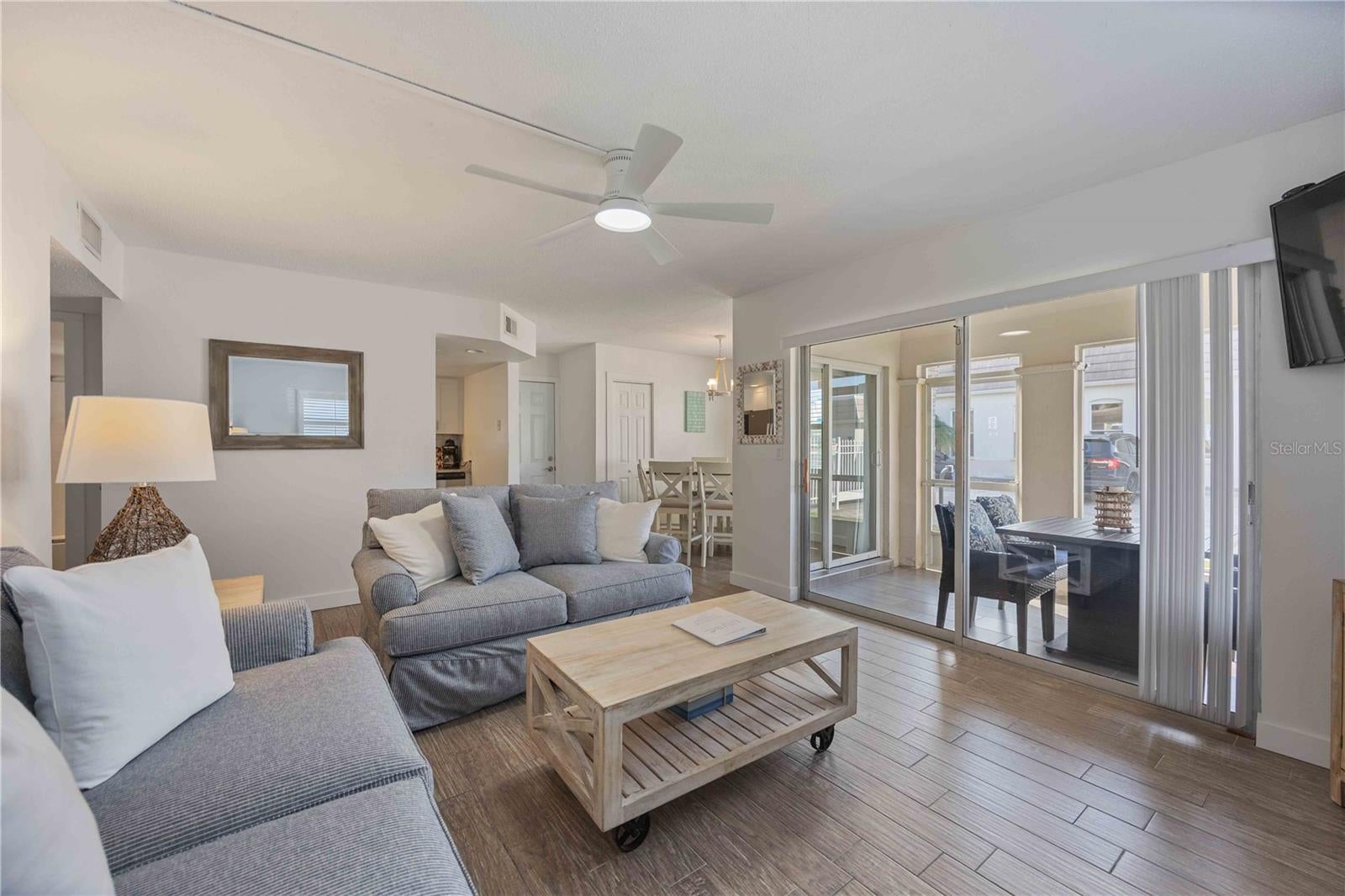 Sarasota, Florida, 34242, United States, 4 Bedrooms Bedrooms, ,3 BathroomsBathrooms,Residential,Active,1905468