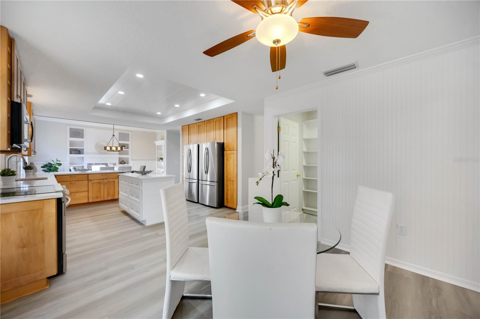 Nokomis, Florida, 34275, United States, 5 Bedrooms Bedrooms, ,5 BathroomsBathrooms,Residential,Active,1905473